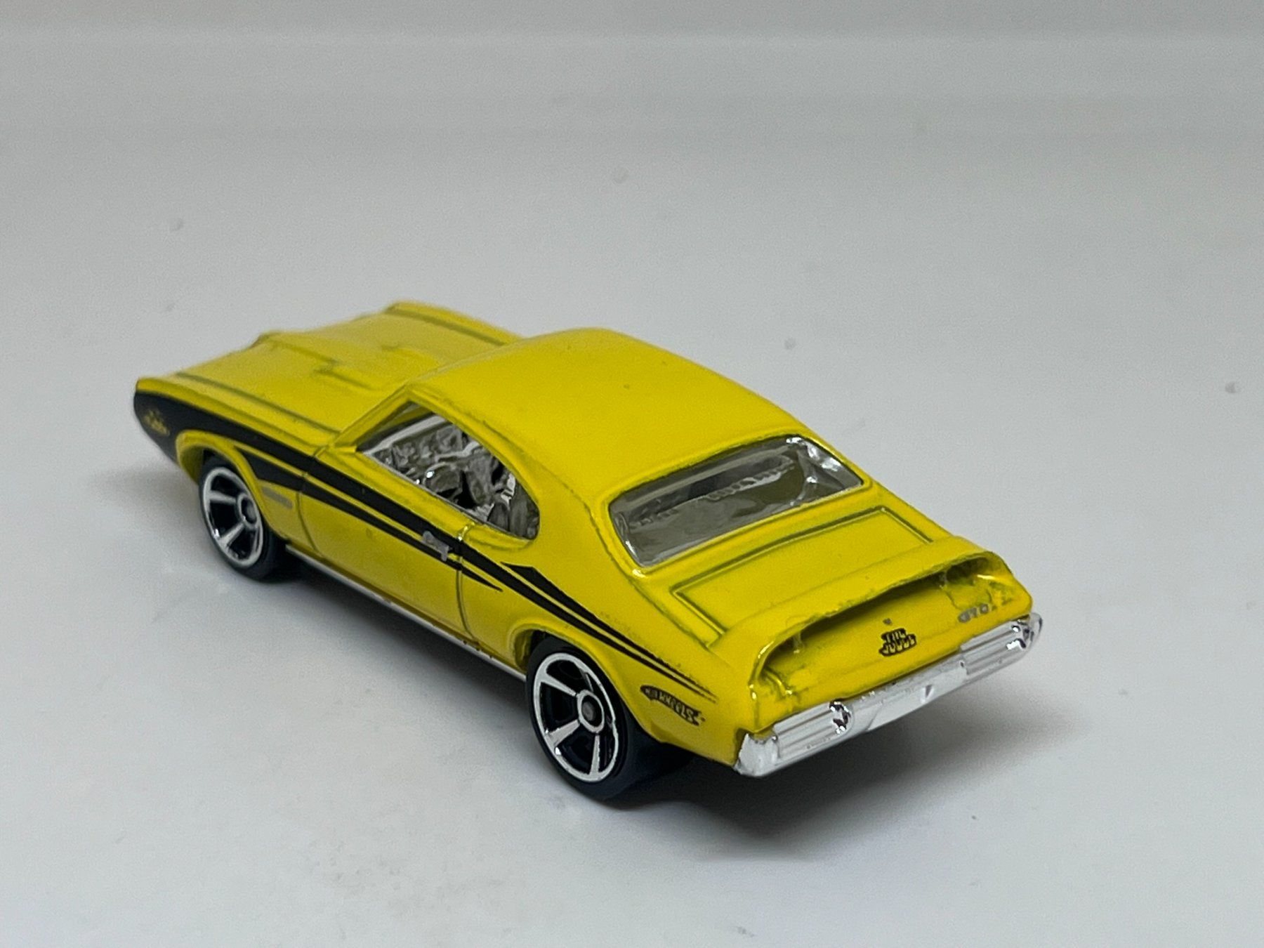 Hot Wheels Modellini d'auto: Hot Wheels '69 Pontiac GTO – Nuovo (secondo la descrizione) da Wildegg venduto da LaaBoutique 2
