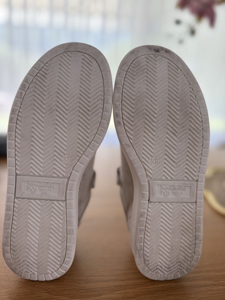 Scarpe per ragazze: Sneakers NeroGiardini, numero 33 usate – Usato da S. Antonino venduto da LIKA91 5