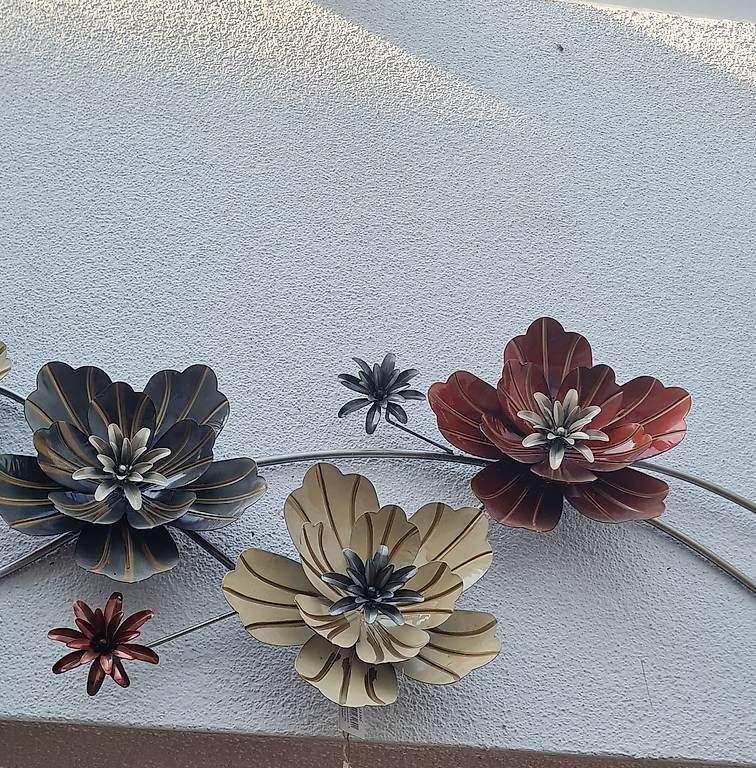 Alle Dekorationen: Wanddekoration Blume Metall  – Gebraucht aus Kriens von LotusOase 2