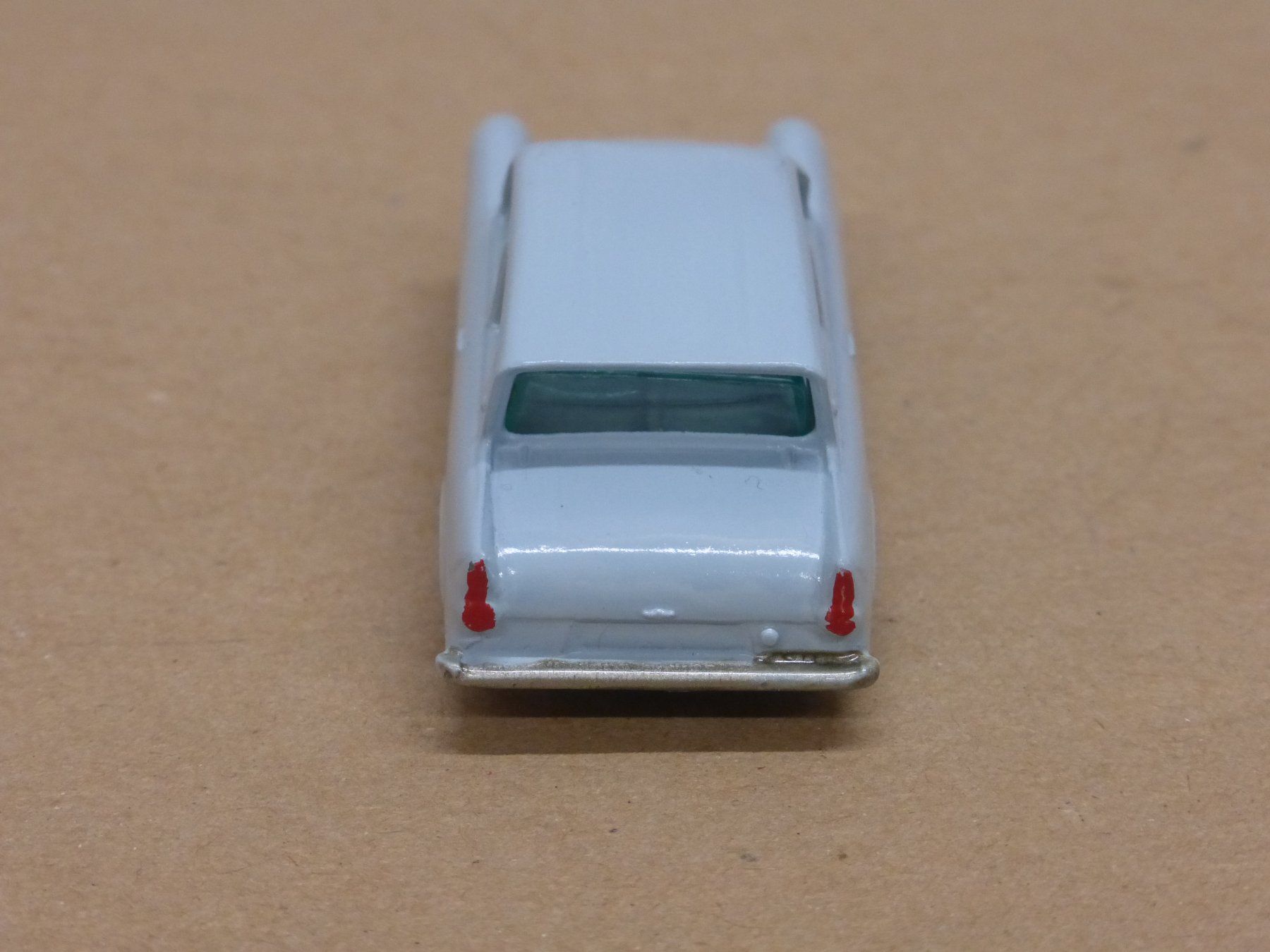 Matchbox Modellini d'auto: Matchbox Ford Anglia hellblau Modellauto – Usato da Gempen venduto da Smokie72 2