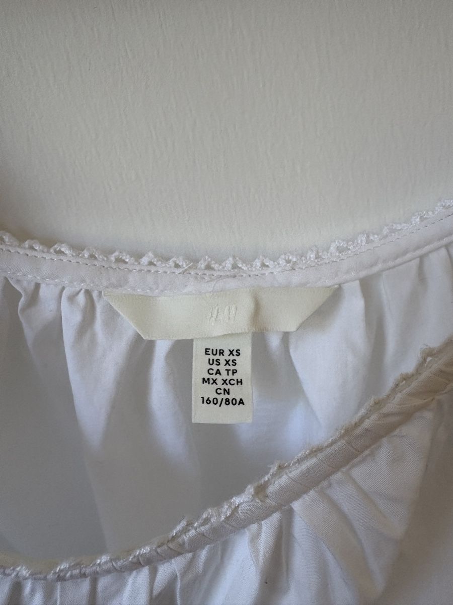 H&M Camicette: Damen Bluse weiss Grösse XS – Nuovo (secondo la descrizione) da Malans GR venduto da sim_6pjl 2