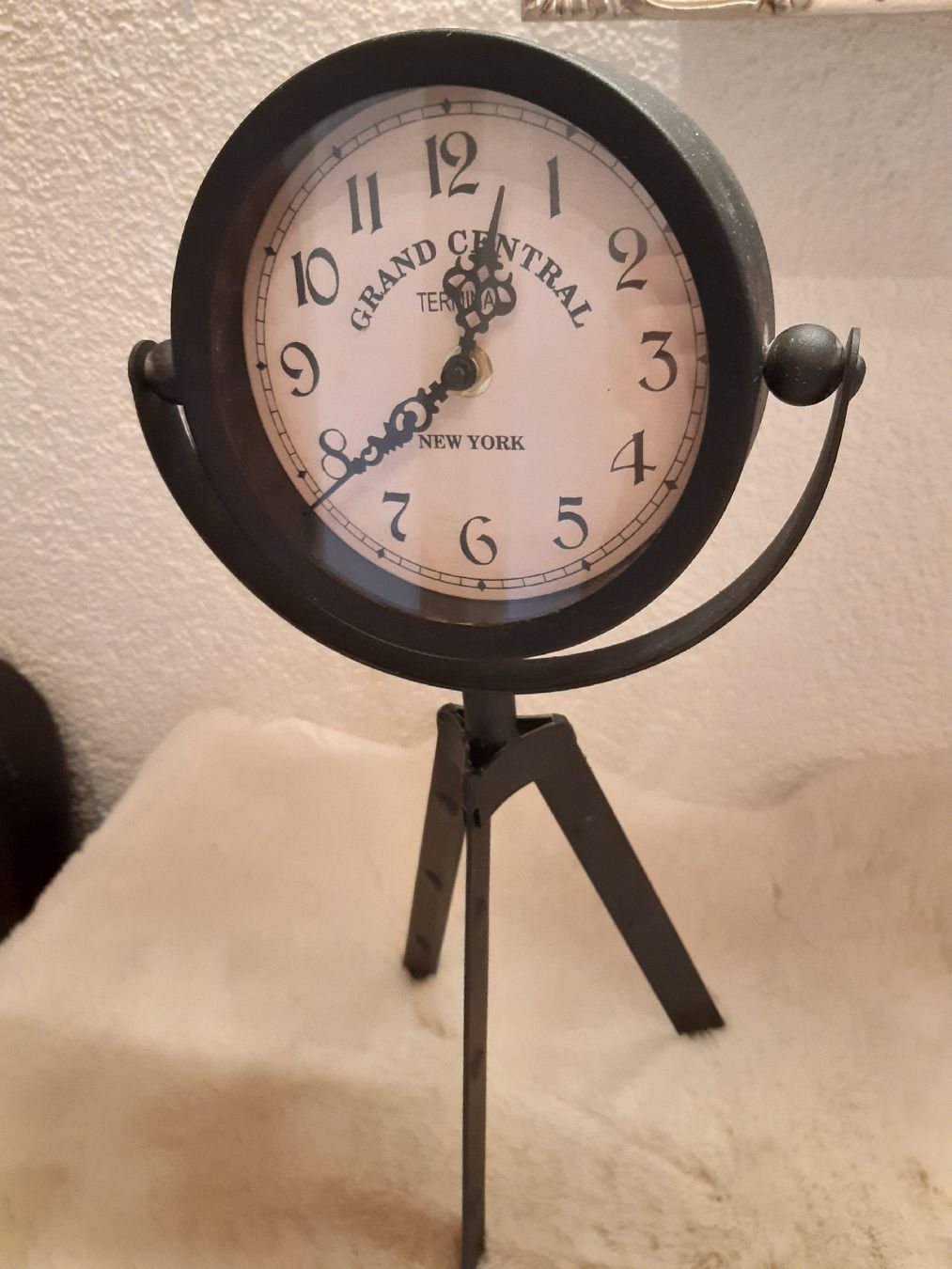 Pendules & Horloges murales: Schöne Uhr – D'occasion à Toffen par Gwunderegge77