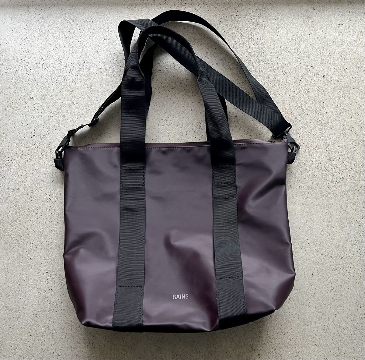 Rains Borse: RAINS Tote Bag Mini – Nuovo (secondo la descrizione) da Dietikon venduto da negodium