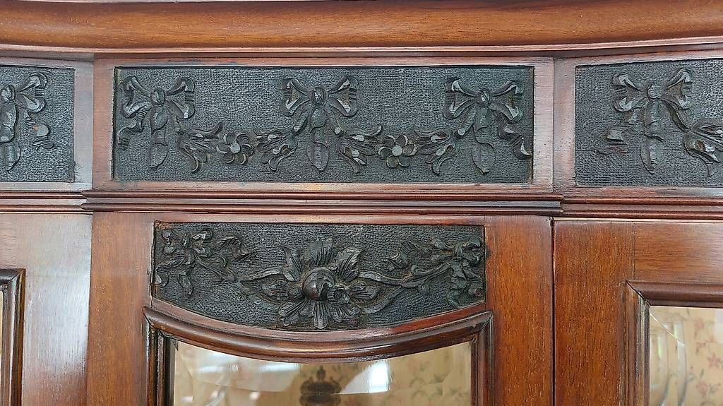Vetrine: Antike Vitrine – Usato da Bauma venduto da uim_7klr 2
