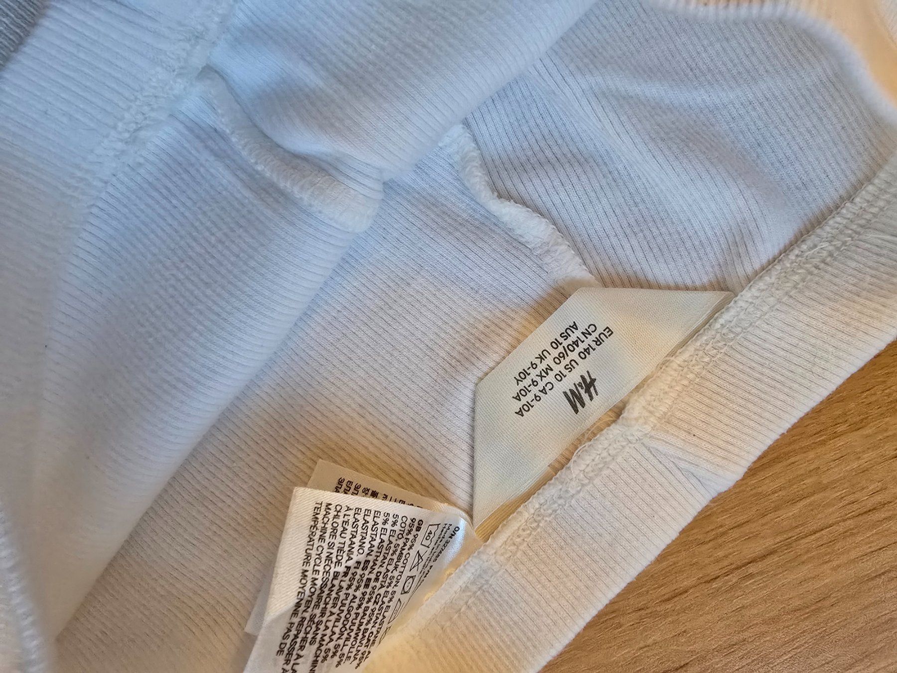 Hosen: Kurze Hose Gr. 140 – Gebraucht aus Büttikon AG von Amineah 1