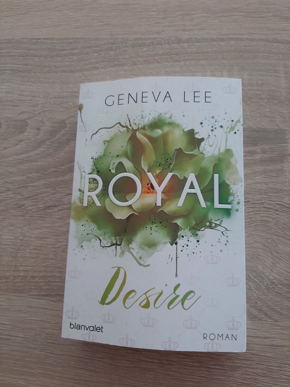Libri: Geneva Lee, ROYAL Desire, blanvalet – Usato da Menziken venduto da Rien1