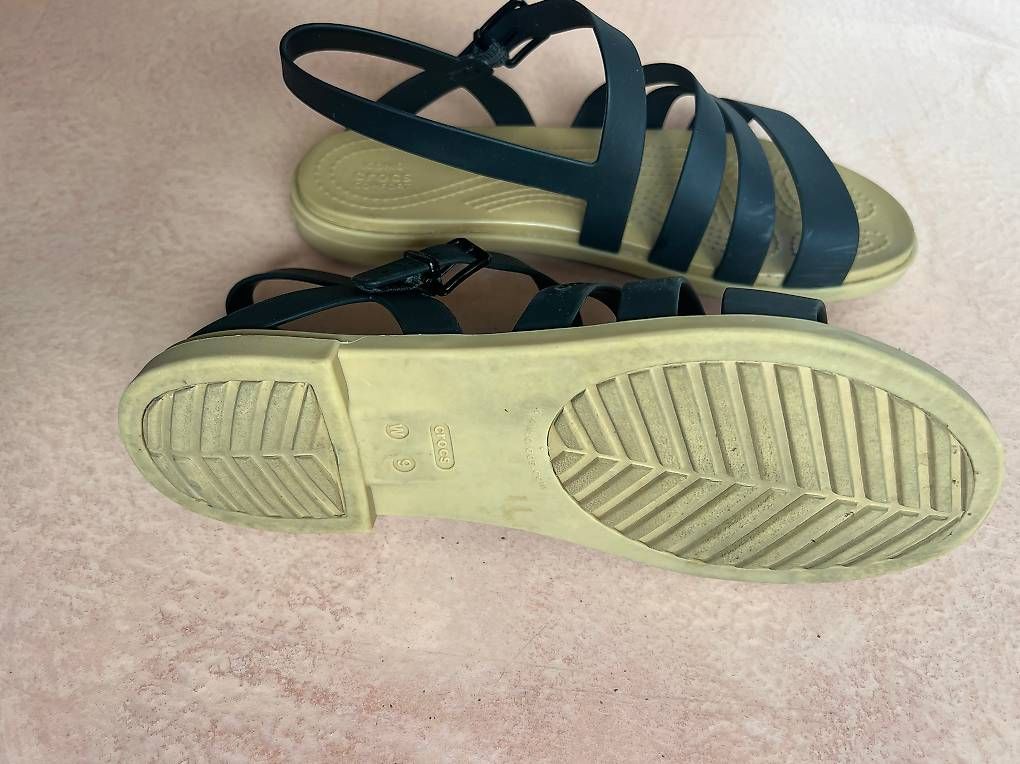 Scarpe da donna: CROCS sandali donna - usati poco n 40,5 – Usato da Origlio venduto da Elicius 1
