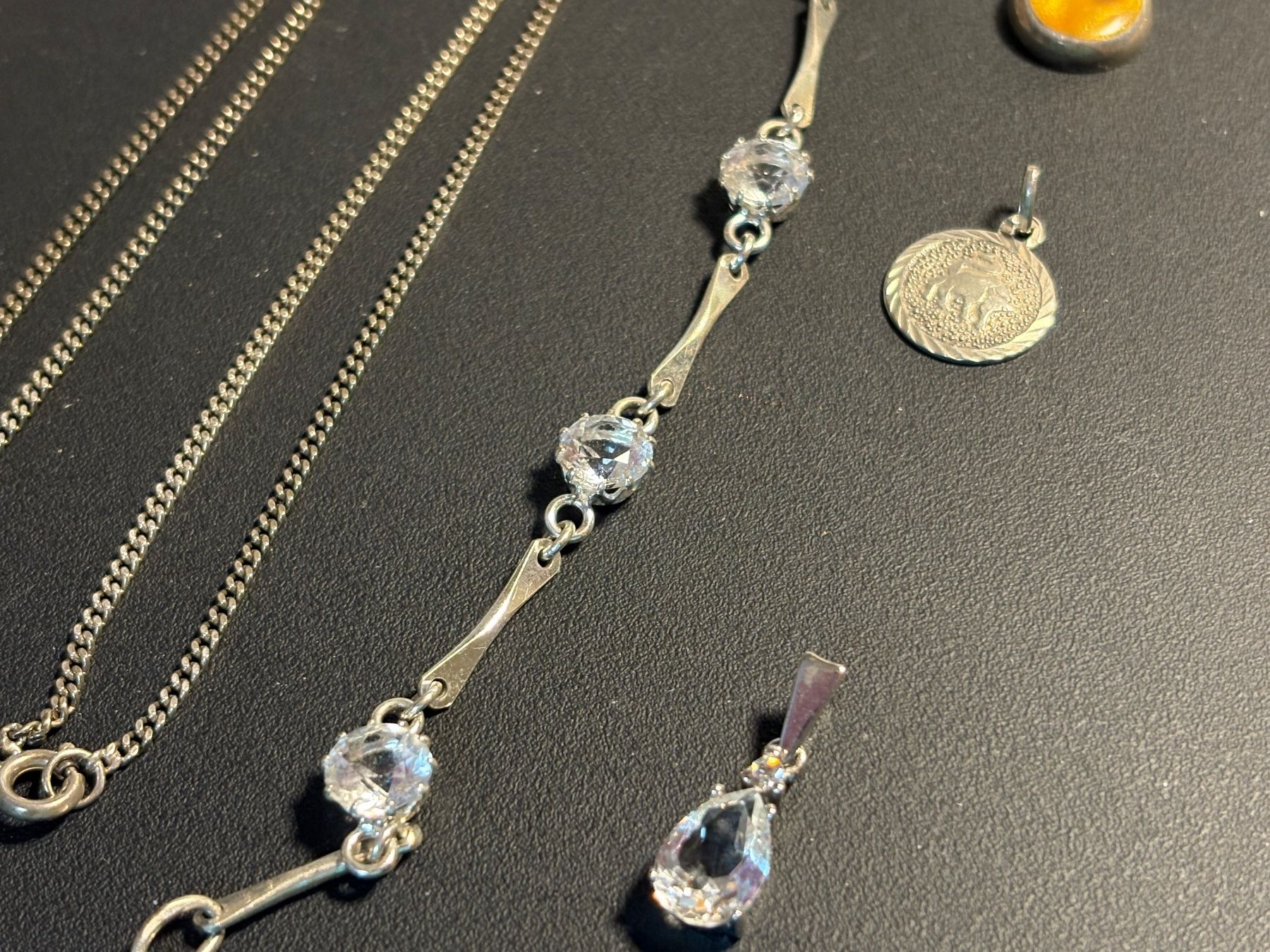Altri gioielli: Silberschmuck mit und ohne Stempel – Usato da St. Peterzell venduto da verena40 4