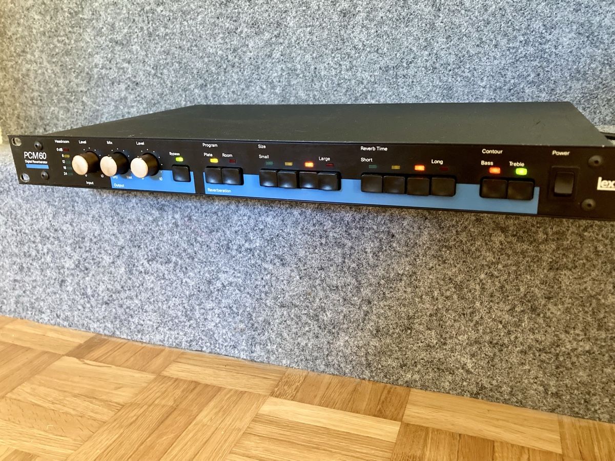 Strumenti musicali: Lexicon PCM 60 Reverb Hall – Usato da Glattfelden venduto da Pedals 9