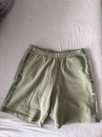Short Supreme