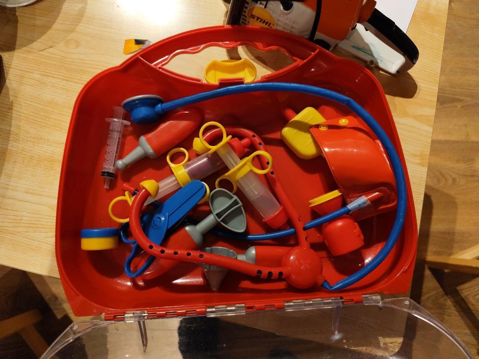 Giocattoli: Ärzte Spielkoffer – Usato da Rubigen venduto da HEIDA_82 1