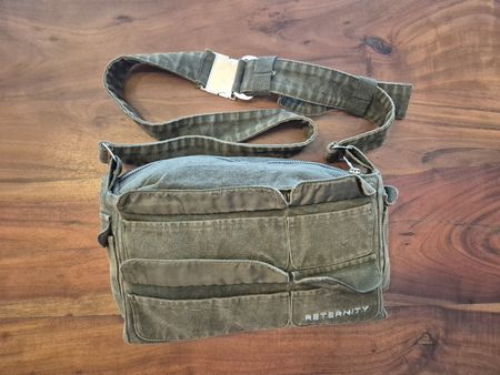 Umhängetasche RETERNITY Stoff olive NEU