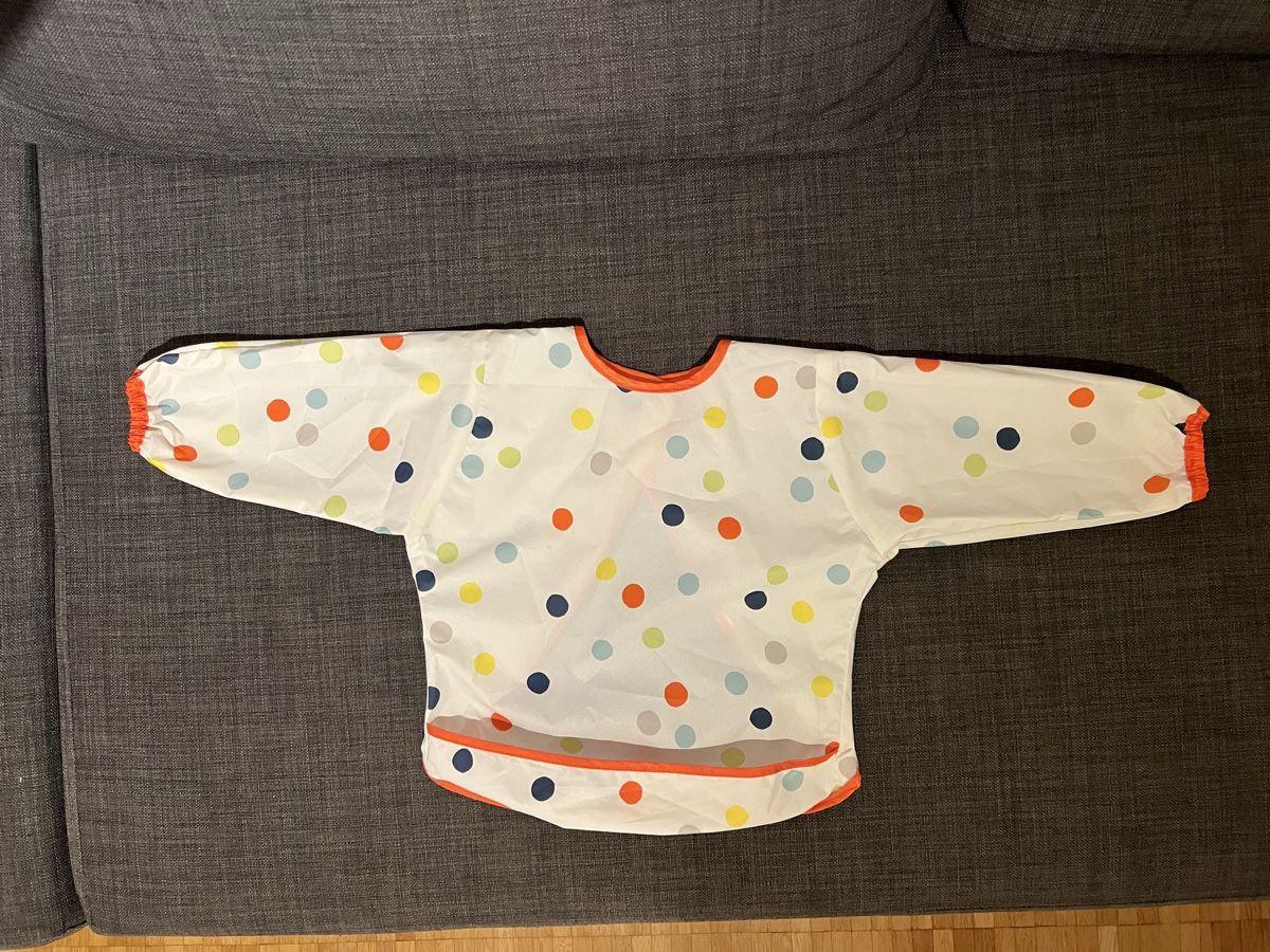 Ikea T-shirt: IKEA Long Sleeve Bib - NEW – Nuovo (secondo la descrizione) da Watt venduto da rmt07