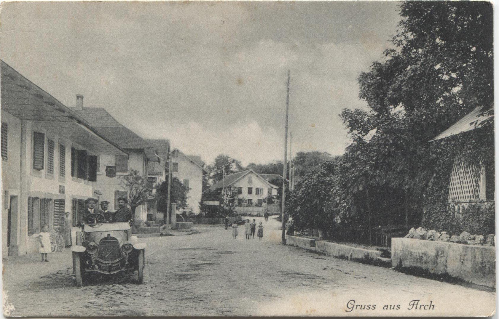 Cartoline postali: ARCH BE 1910 mit Oldtimer-Auto – Usato da Wil SG venduto da Clanx