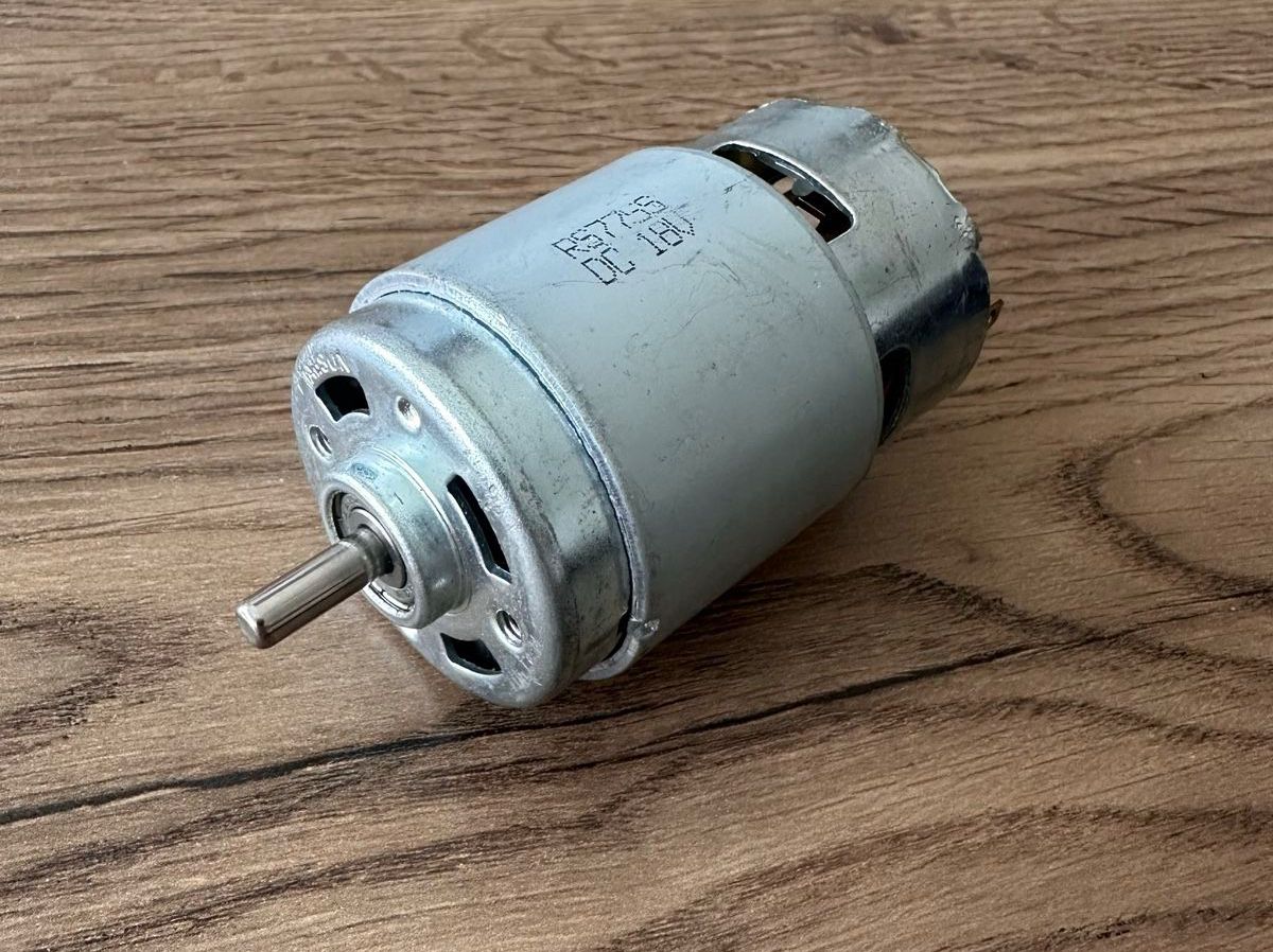 Motori: RS775S 18V DC Motor – Usato da Chur venduto da coskun 3