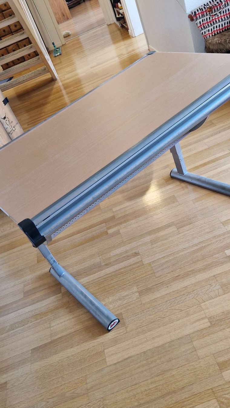 Scrivanie: Schreibtisch – Usato da Dürnten venduto da Small_Panda 2