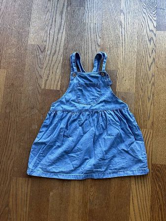 Kleid Gr. 92
