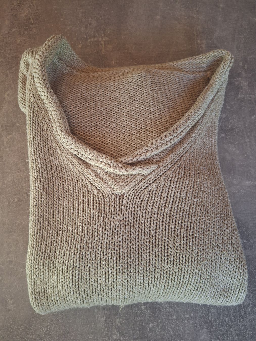 Maglioni & Felpe: Pull col en V 63% coton taille L-XL – Usato da Villiers venduto da san_jn5w 8