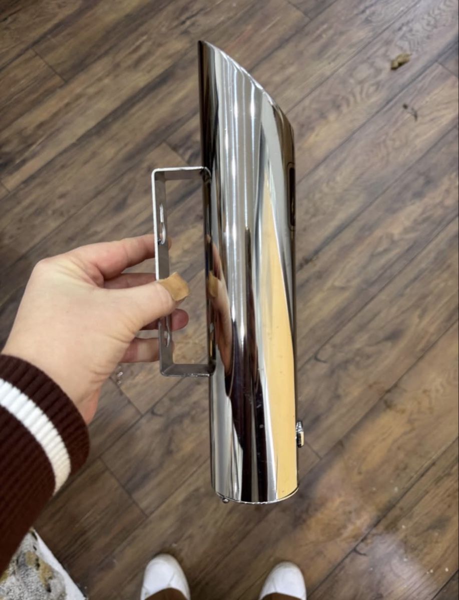 Aschenbecher: wall-mount Ashtray Chrome Stainless Steel  – Neu und originalverpackt aus Oftringen von StavFashion 1
