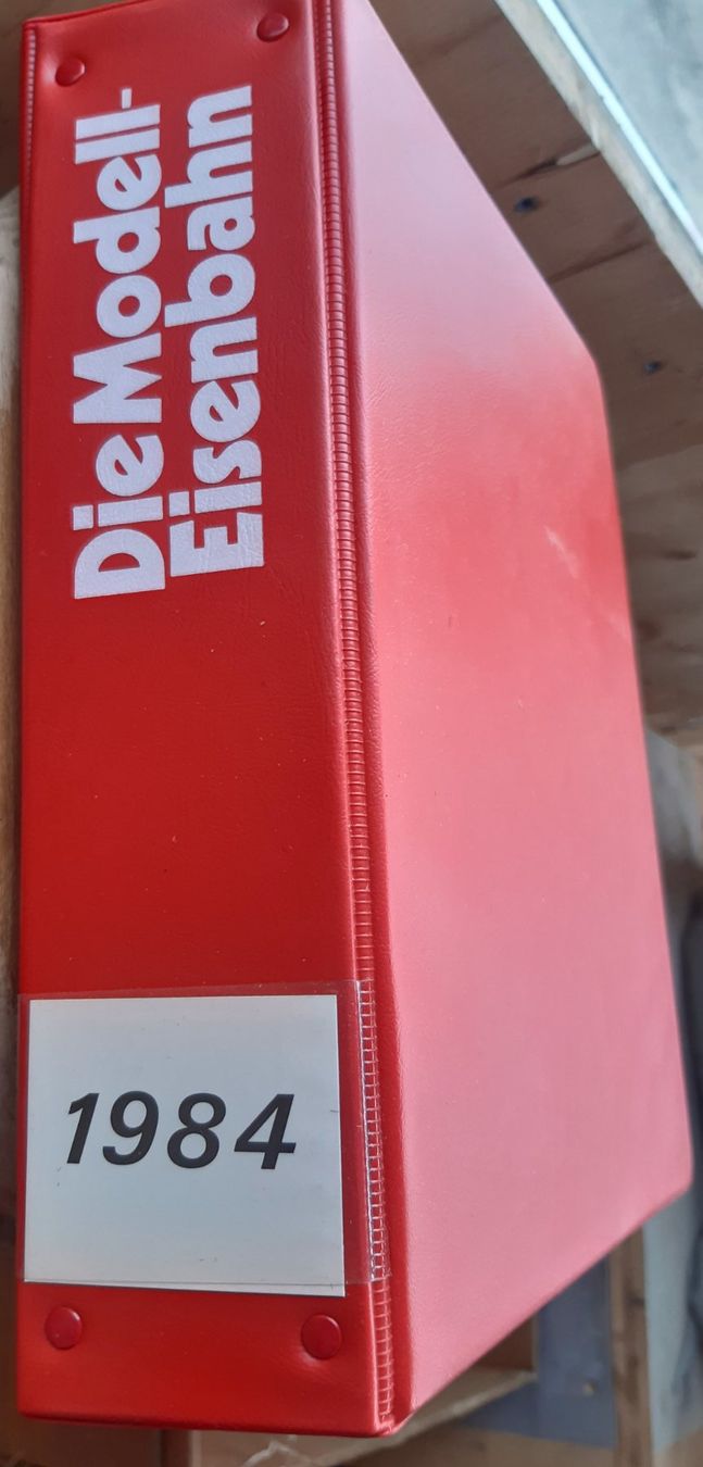 Zeitschriften & Magazine: Die Modell-Eisenbahn – Gebraucht aus Lengnau von robinie02
