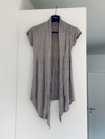 Knitterlook Strickjacke, hellgrau, Gr. M,  ÄRMELLOS, TOP!