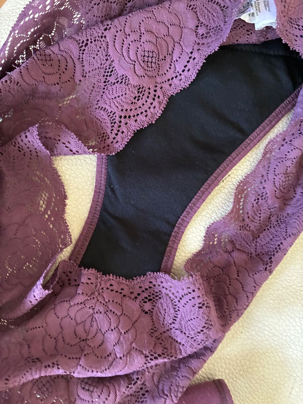 Altra biancheria intima: 2 Menstruations-/Periode Slips mit Spitze v. KORA MIKINO – Usato da Zürich venduto da Upippin 5