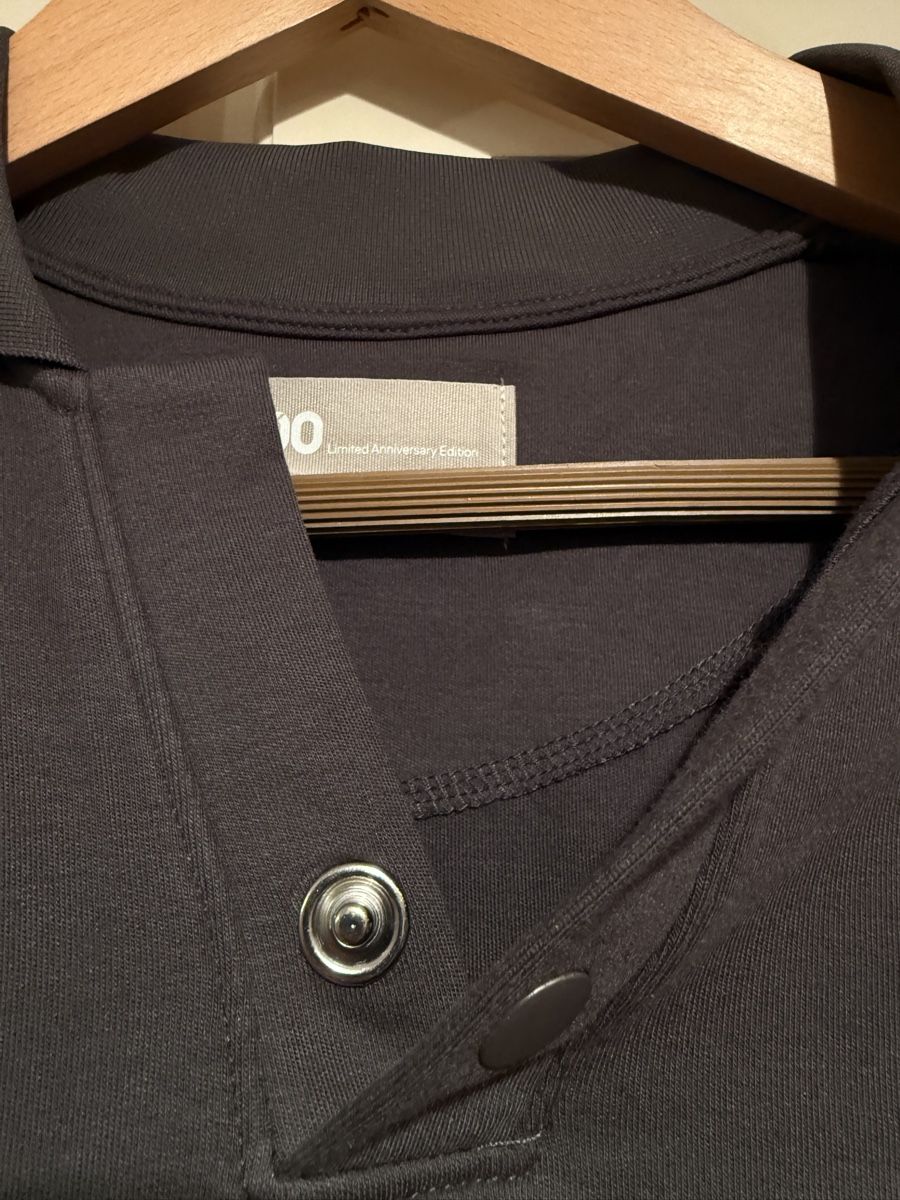 Pyjamas: Lufthansa First Class 100 Years Pyjama Gr. M NEU – Neuf avec emballage d'origine à Bottmingen par mat_77yv 2