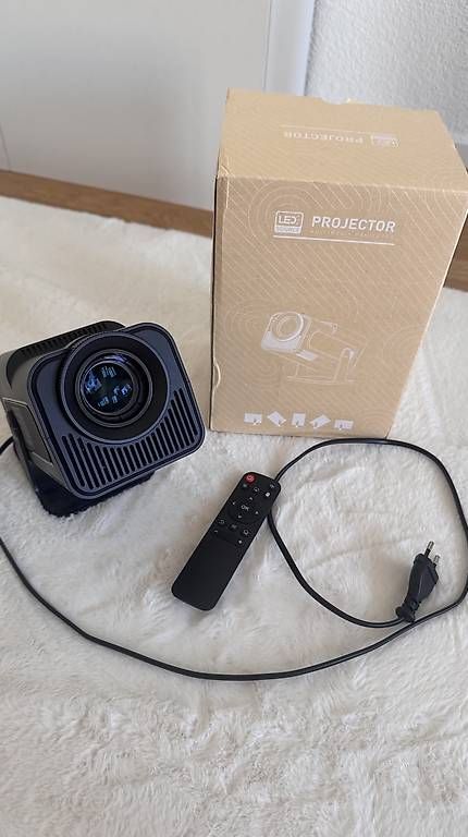 Proiettori: Projector neu – Usato da Münchenstein venduto da fionah