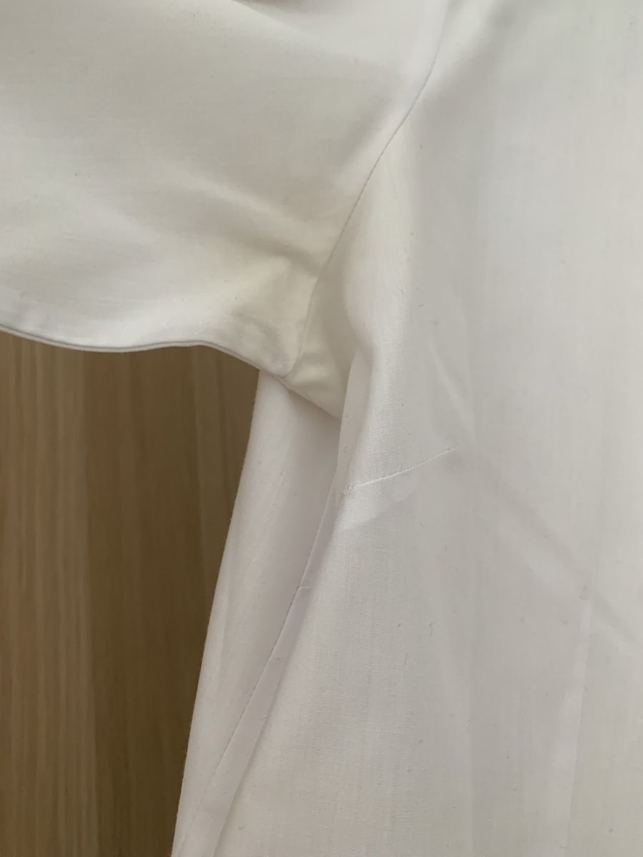 Camicette: BIAGGINI Damenbluse, Weiss Grösse 40, Polyester/Baumwolle – Nuovo (secondo la descrizione) da Einsiedeln venduto da important__ 3