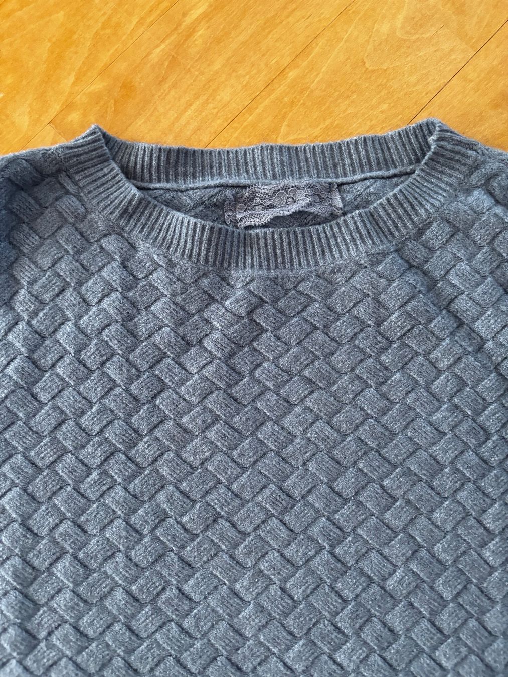 Pulls & Sweat-shirts: Strickpullover kurzgeschnitten Gr. S – Neuf (Voir description) à Büttikon AG par Kunzoworld 1