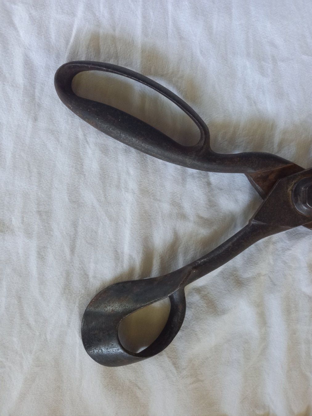 Tutti gli attrezzi: Ciseau de tailleur ancien en métal – Usato da Rossens FR venduto da Souris1 6