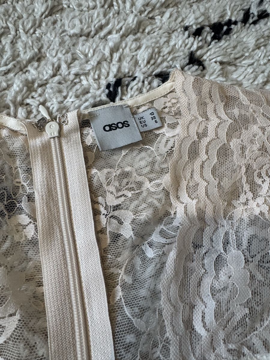 Kleider: Traumhaftes Kleid mit wunderschönen Details – Gebraucht aus Buchs ZH von crazyhandbaggirl123 3