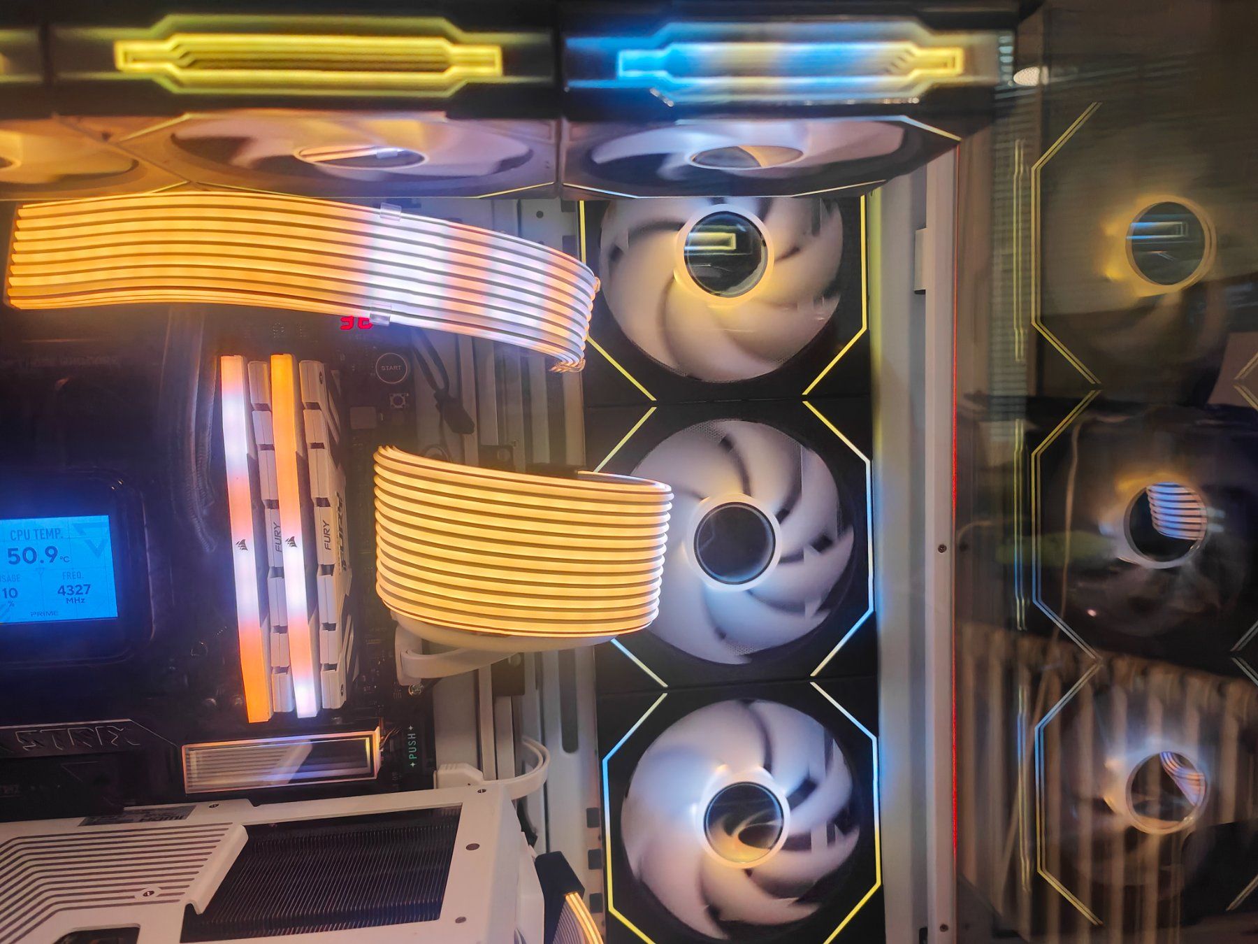 Asus PC: Gaming pc – Usato da Rieden SG venduto da inf_qp2r 2