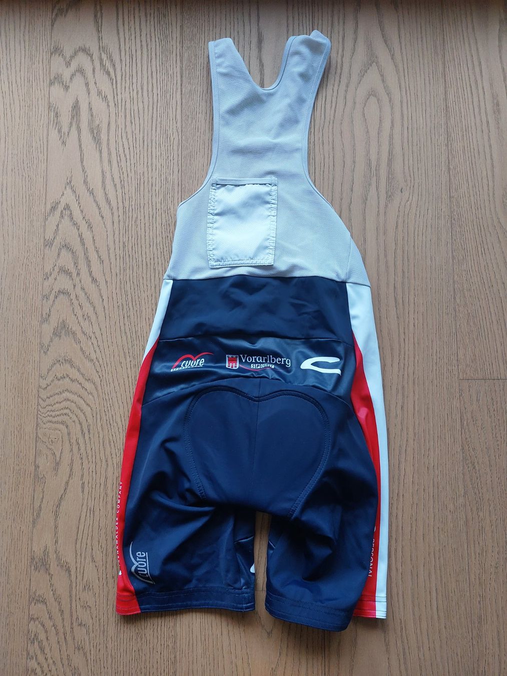 Pantaloni: Legging vélo cuore gr m – Usato da Delémont venduto da Petitlutin 1