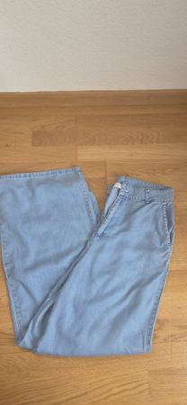 Hose La Petite Etoile Paris Grösse 2 hellblau