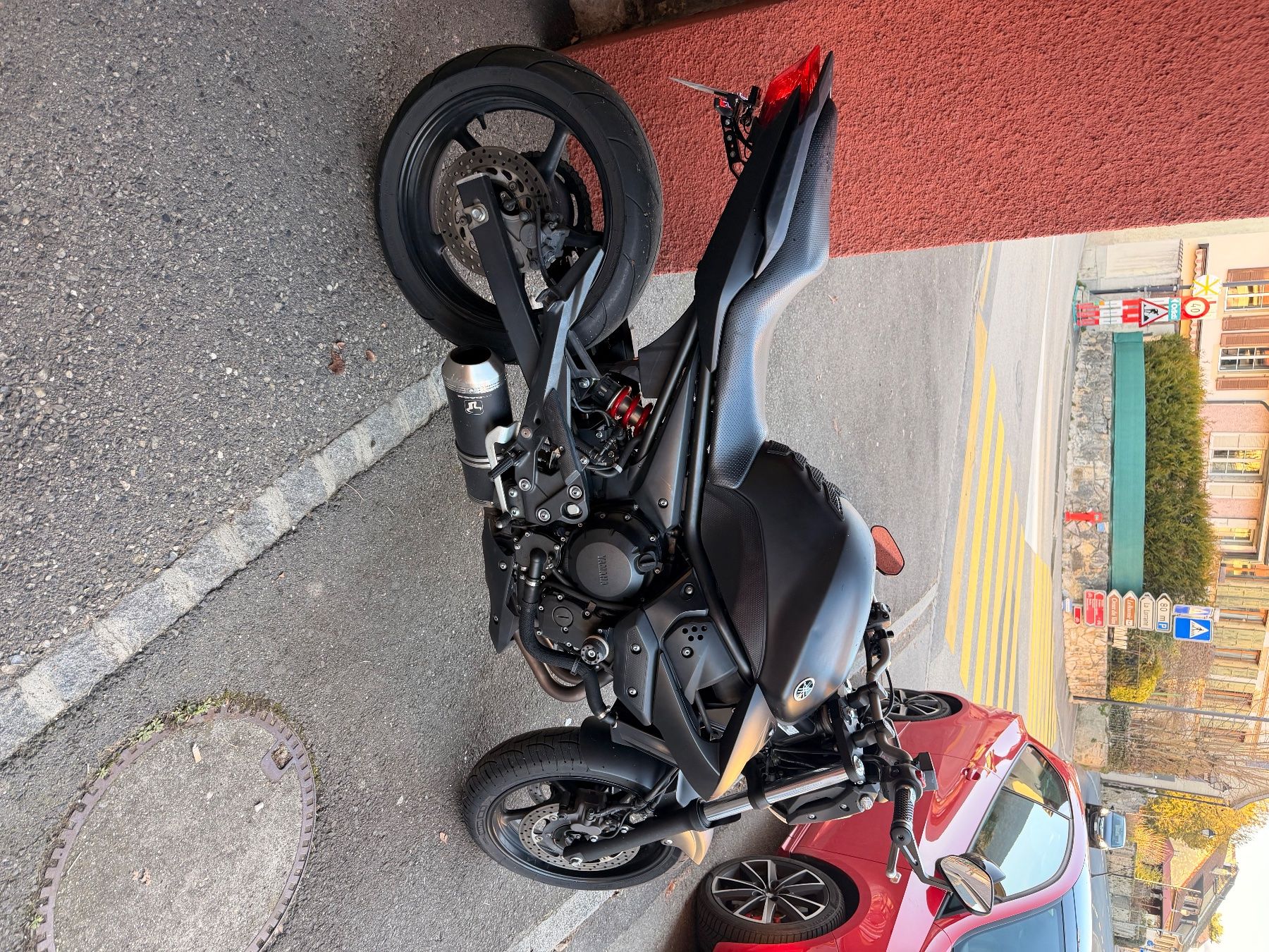 Strada: Yamaha XJ6 – Usato da Bevaix venduto da fld_2zwr 3