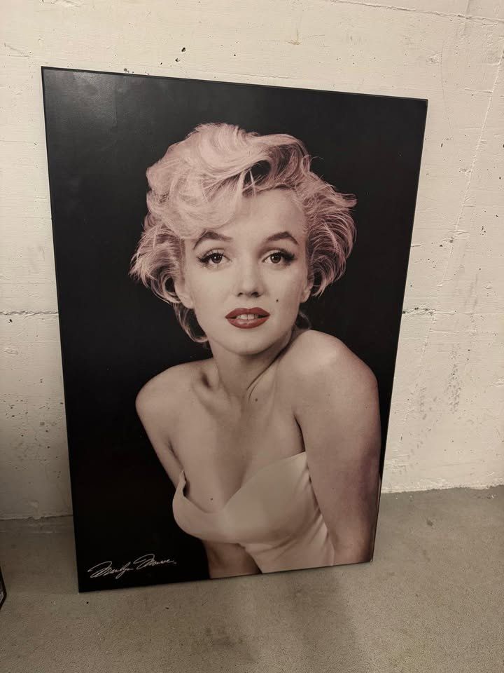 Foto & Immagini: Bild von Marilyn Monroe auf Holzunterlage – Usato da Brüttisellen venduto da serge_moliere