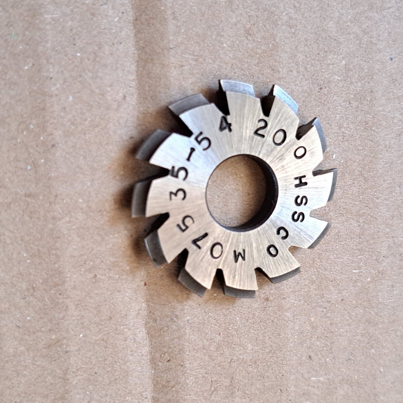 Alle Werkzeuge: Fraise à Engrenage Module 0.75 pour 35 à 54 dents – Gebraucht aus Le Noirmont von J-PhilippeG
