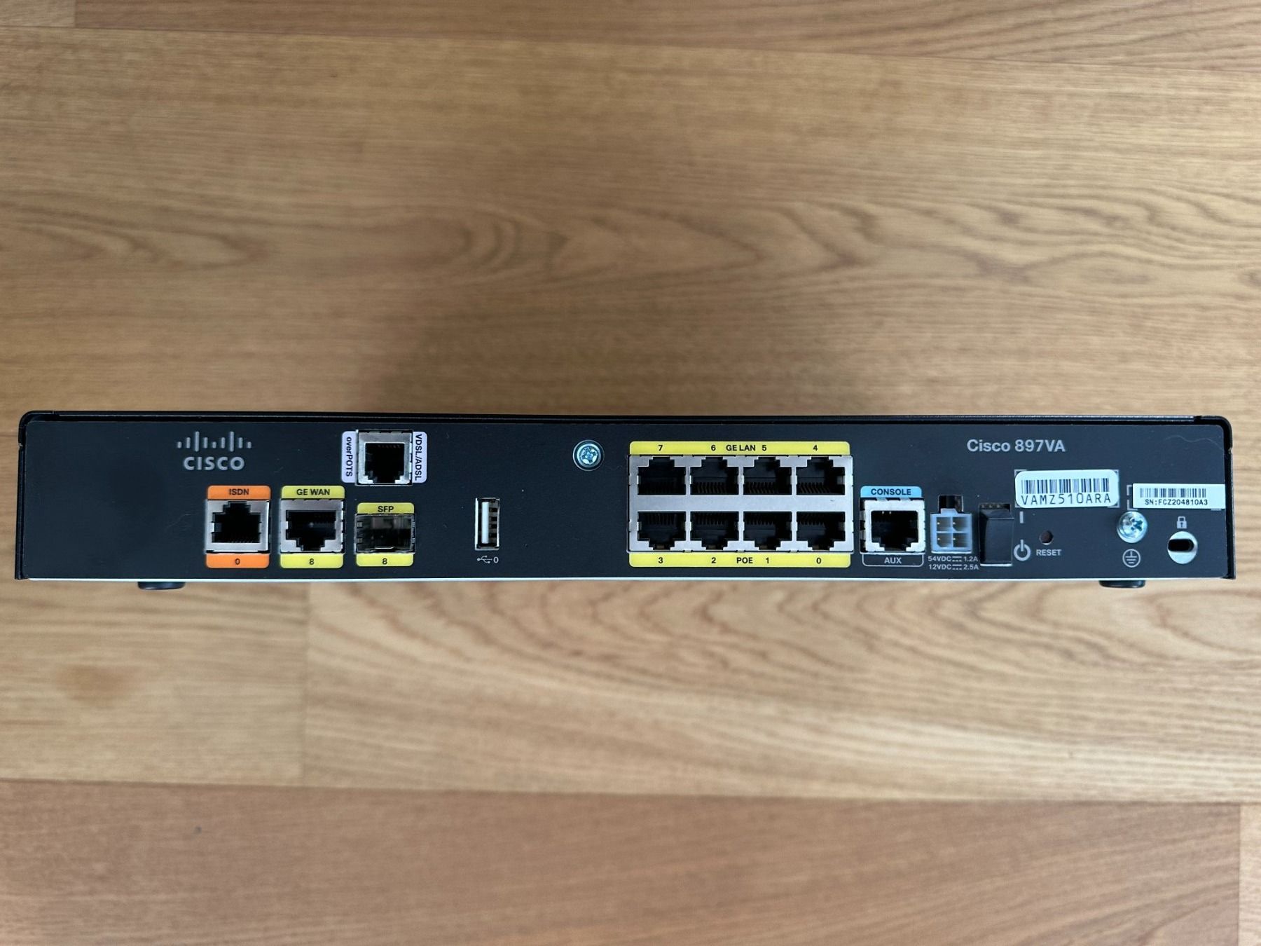 Cisco Modem & Router: Cisco router C897VA – Usato da Founex venduto da MaevaMatahi 1