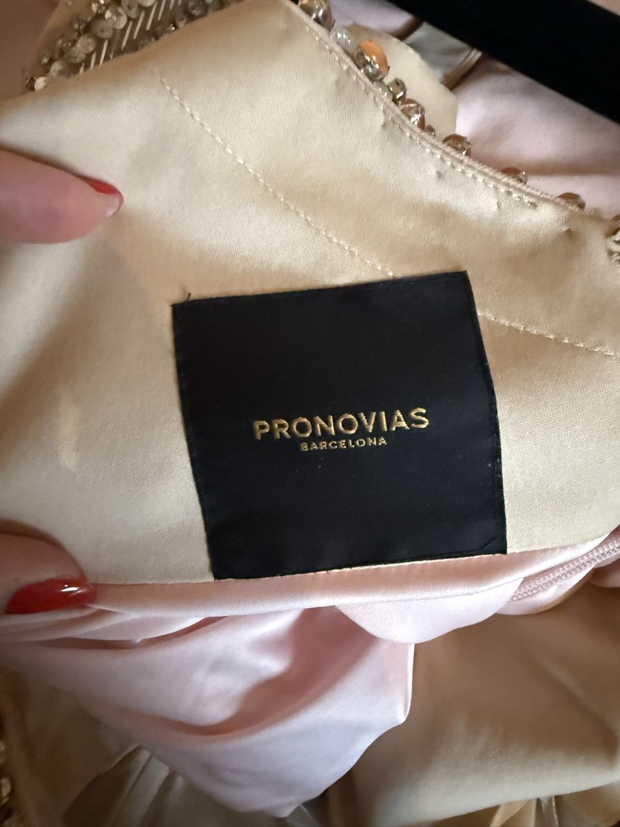 Pronovias Kleider: Pronovias Ballkleid – Gebraucht aus Wädenswil von Cocomagi 6