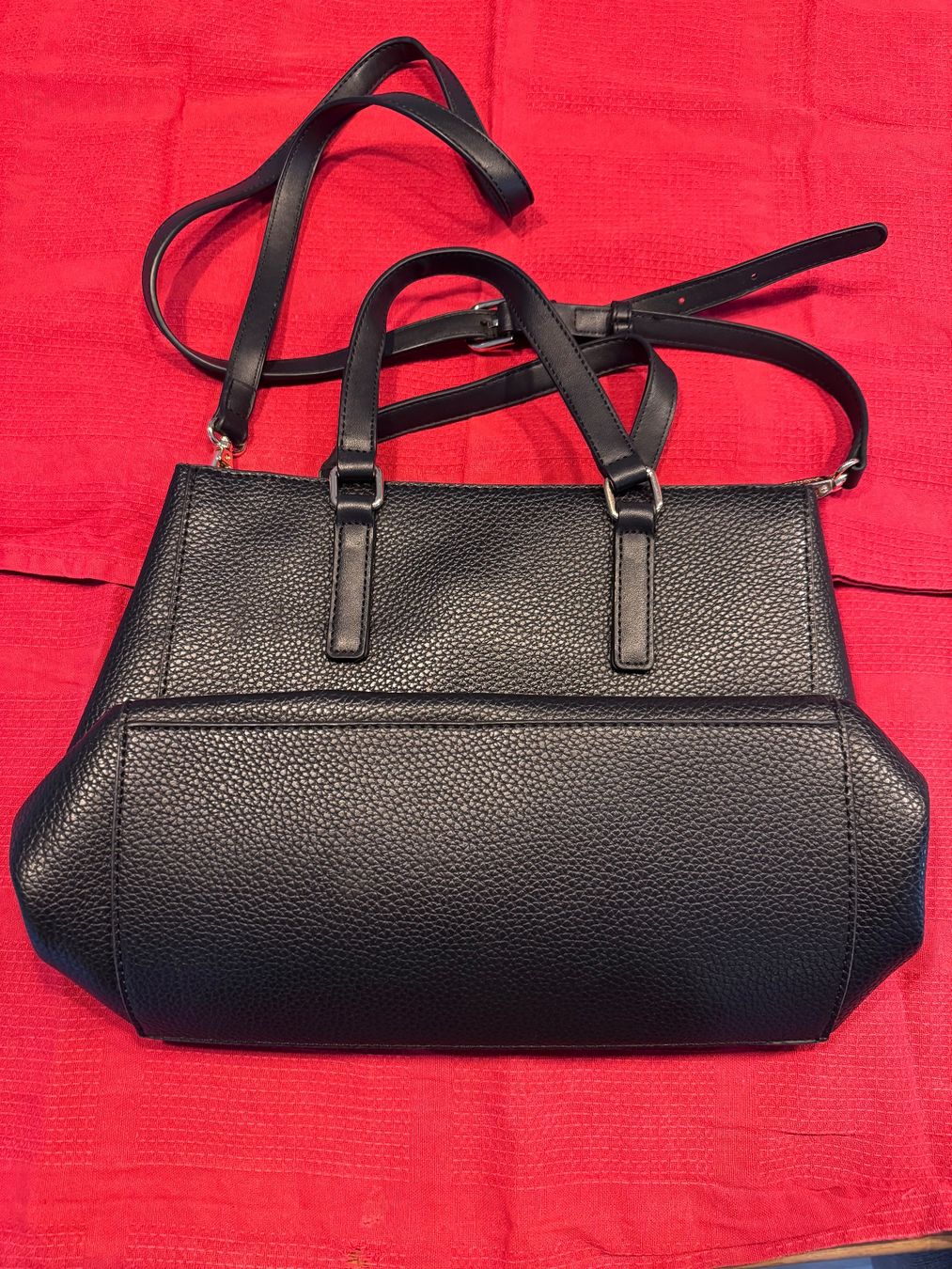 Valentino Taschen für Damen: Valentino Handtasche, schwarz – Gebraucht aus Winterthur von tam_7tbh 1