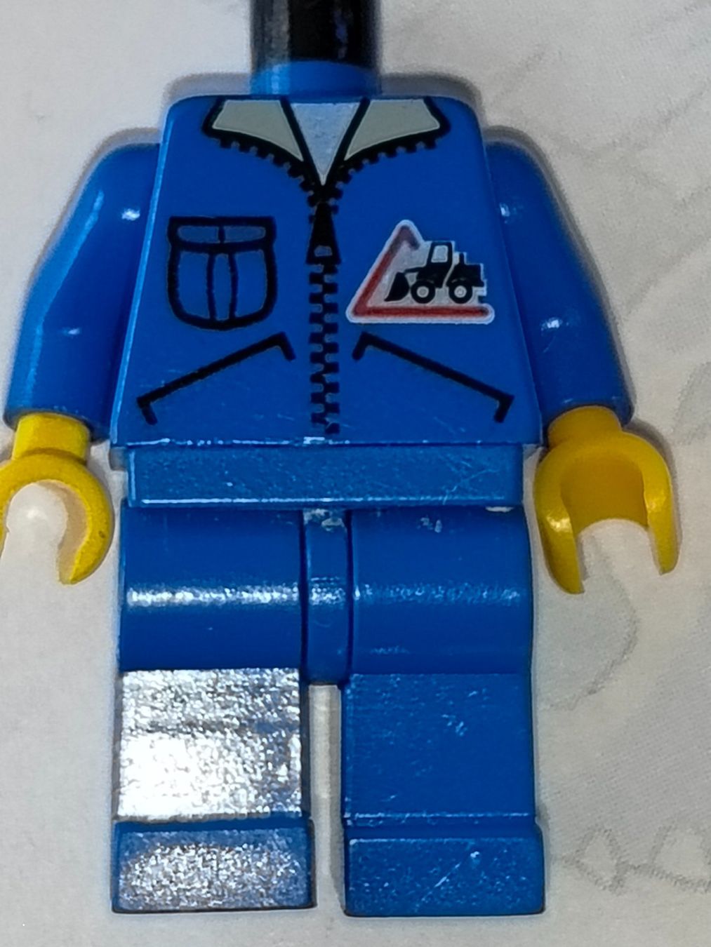 Lego Kit di costruzioni: Legofigurenteile  Torso Town Bulldozer Logo, Zipper Jack/E02 – Usato da St. Gallen venduto da Bisaknosp 3