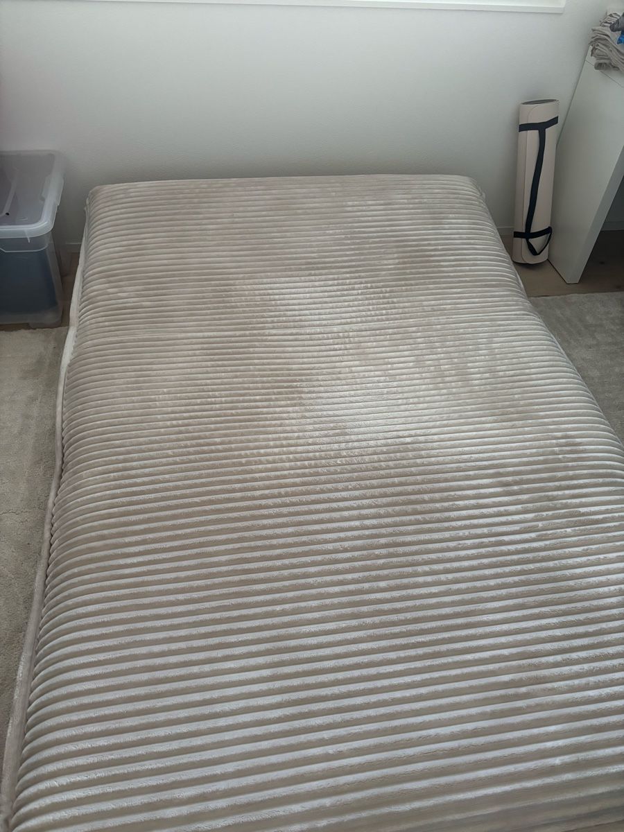 Divani: Schlafsofa Cord beige Neu – Nuovo (secondo la descrizione) da Lömmenschwil venduto da pv_cr 3
