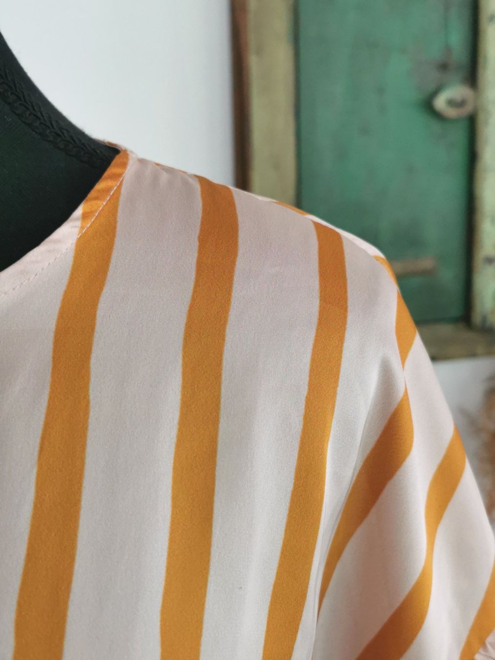 Camicette: nanà wunderschöne Bluse Gr. M/L – Usato da gachnang venduto da tibus1 1