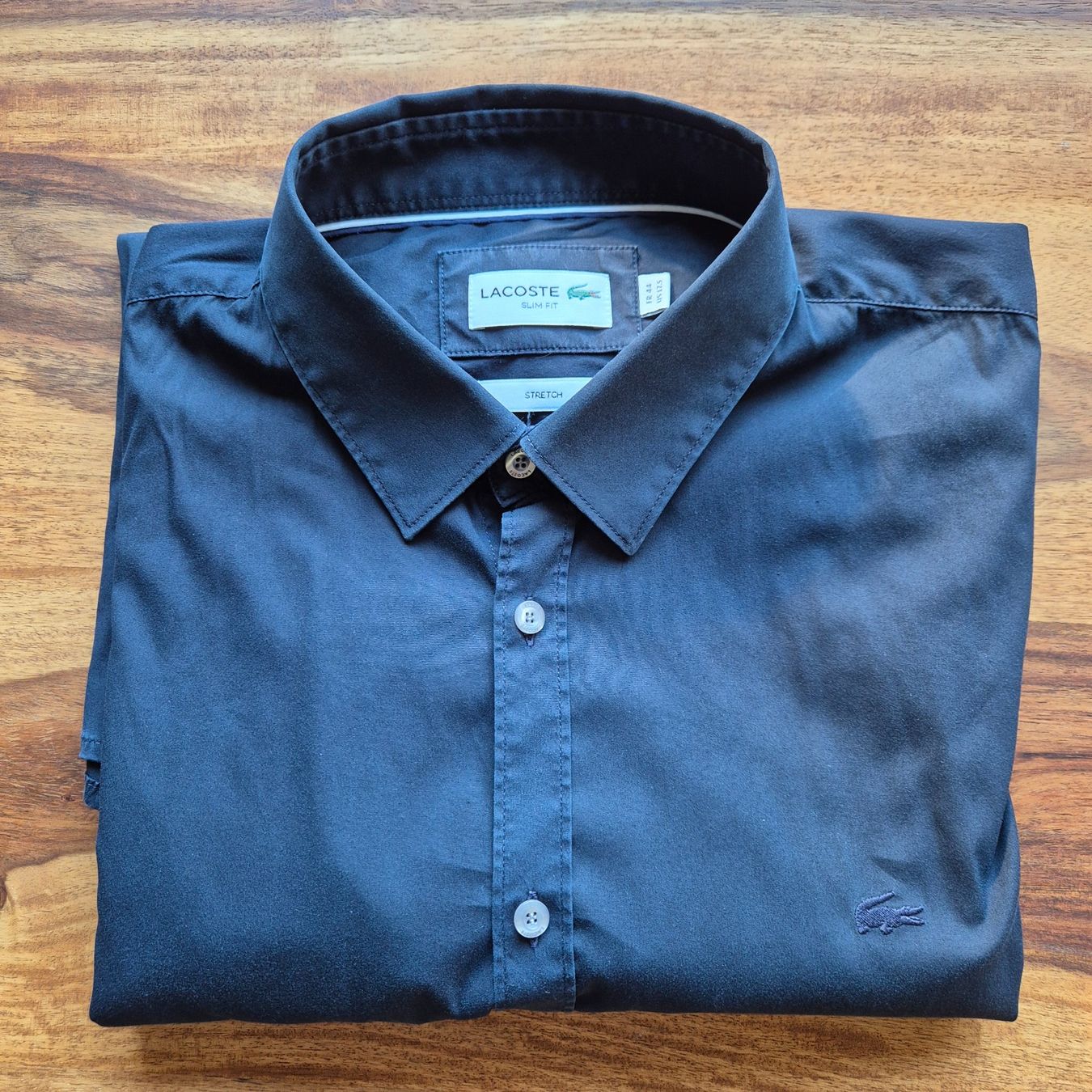 Lacoste Hemden: ORIGINAL LACOSTE Hemd GR.44 – Gebraucht aus Füllinsdorf von Maric0