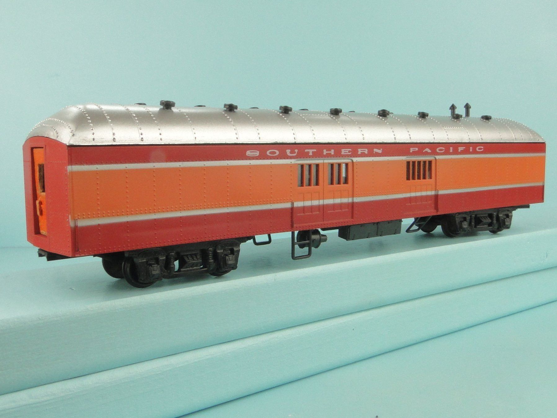 Modellini di ferrovie: Roundhouse H0 SP Baggage – Usato da Bülach venduto da cann11 2
