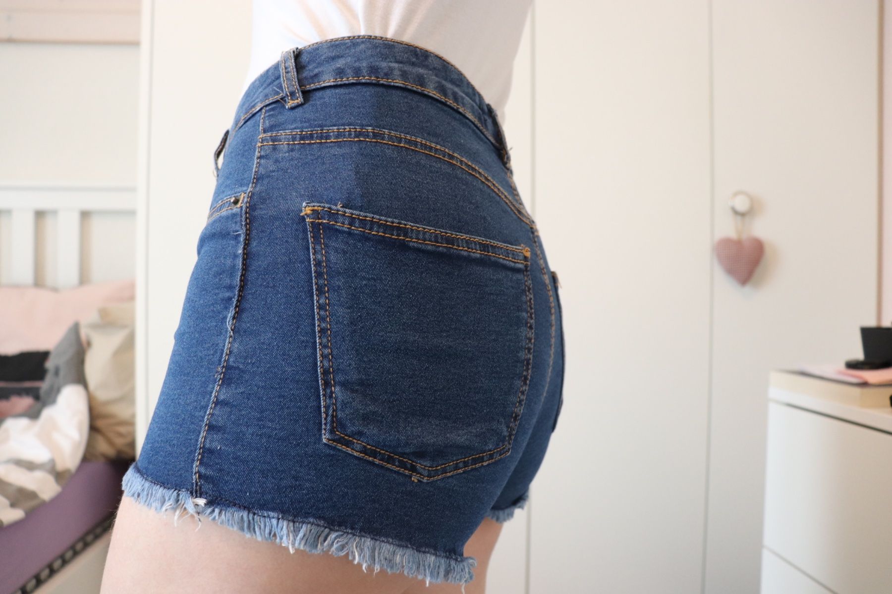 Bershka Hosen: Short en jeans Bershka – Gebraucht aus Mathod von Alice977 2