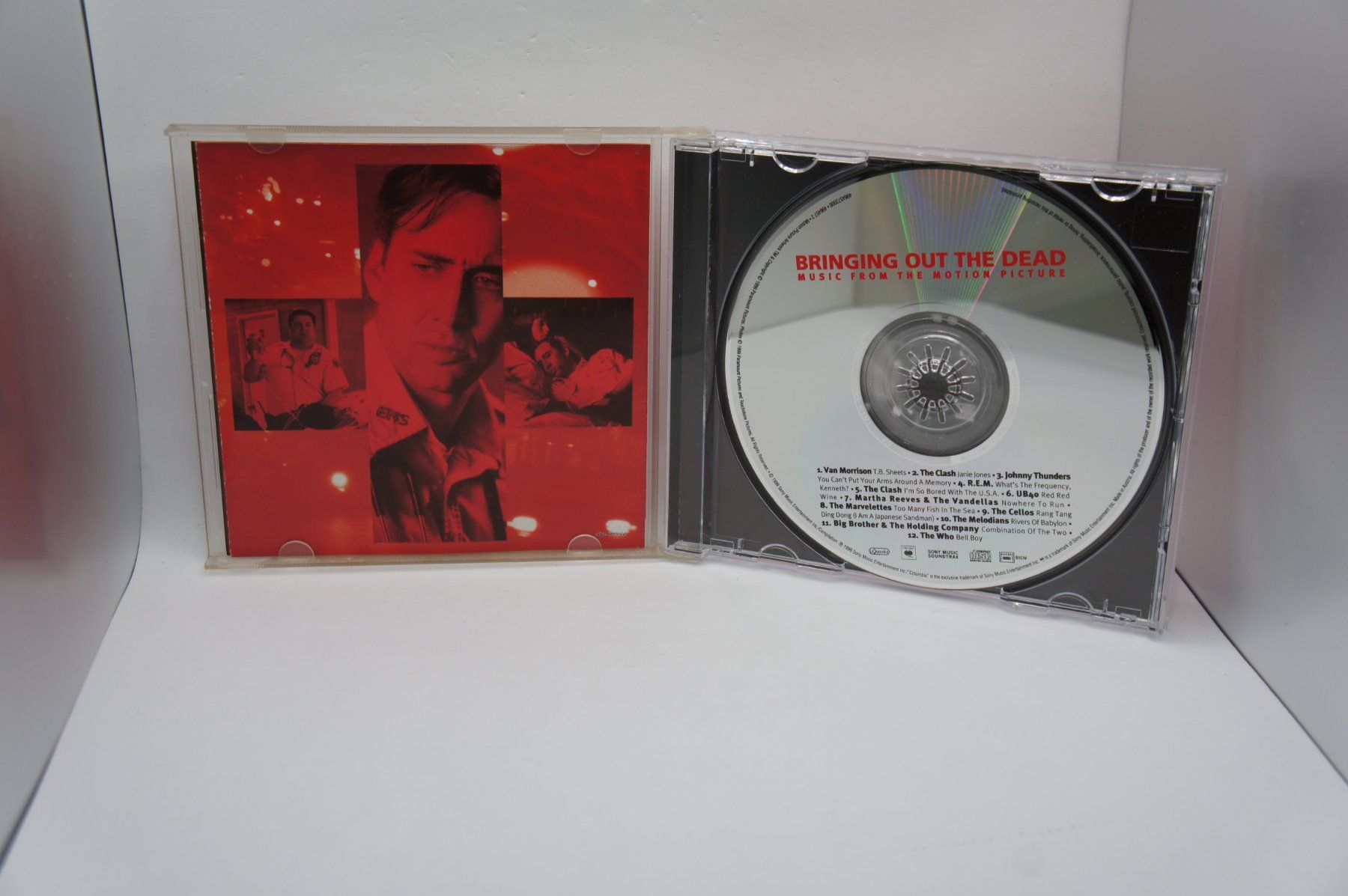 CD: CD Bringing Out The Dead Van Morrison The Who R.E.M. UB40 – Usato da Ernetschwil venduto da luisvonerni 1