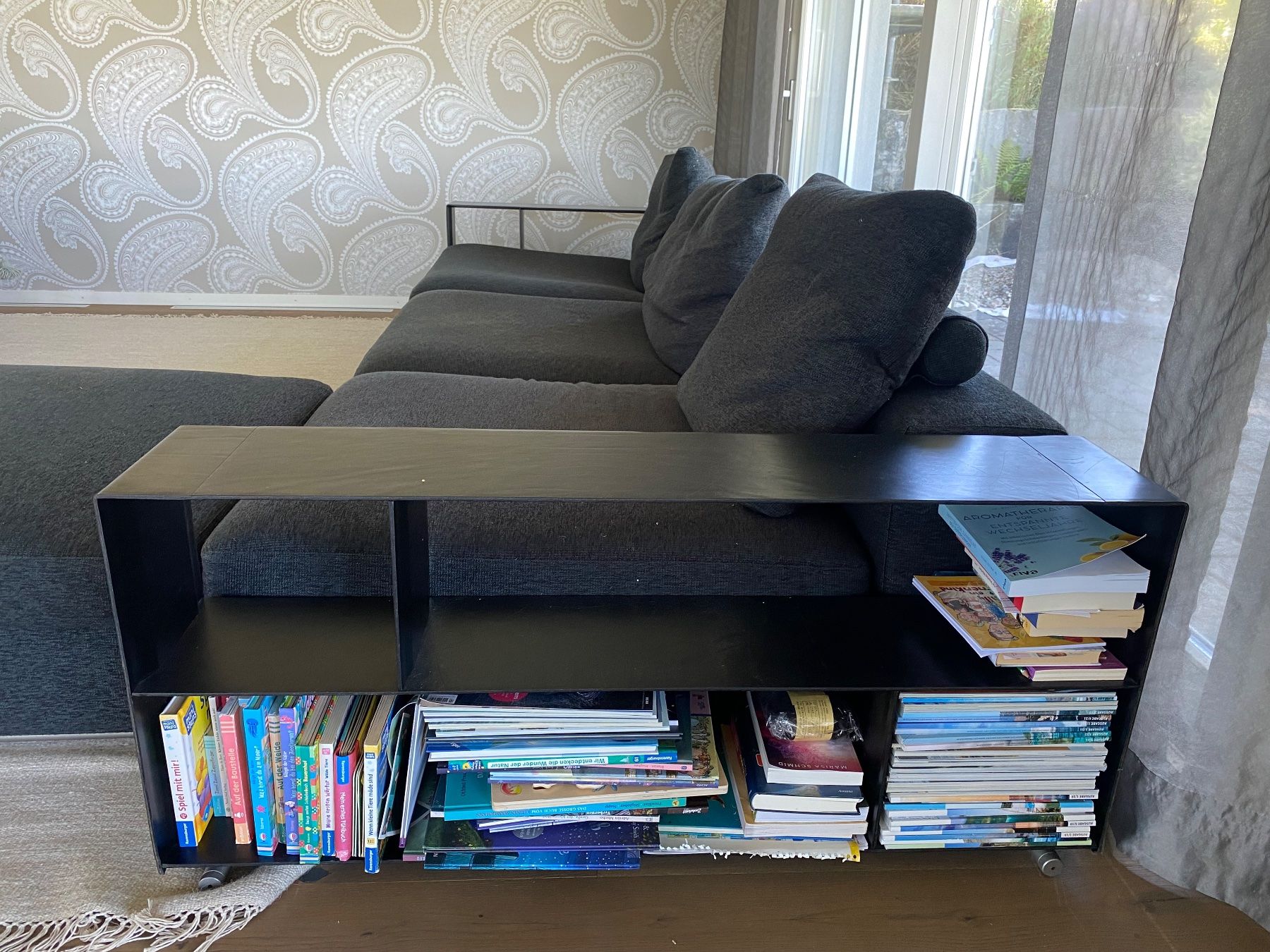 Flexform Divani: Sofa Flexform Ground-Piece mit Regalarmlehne Leder – Usato da Rüschlikon venduto da .lucia 2