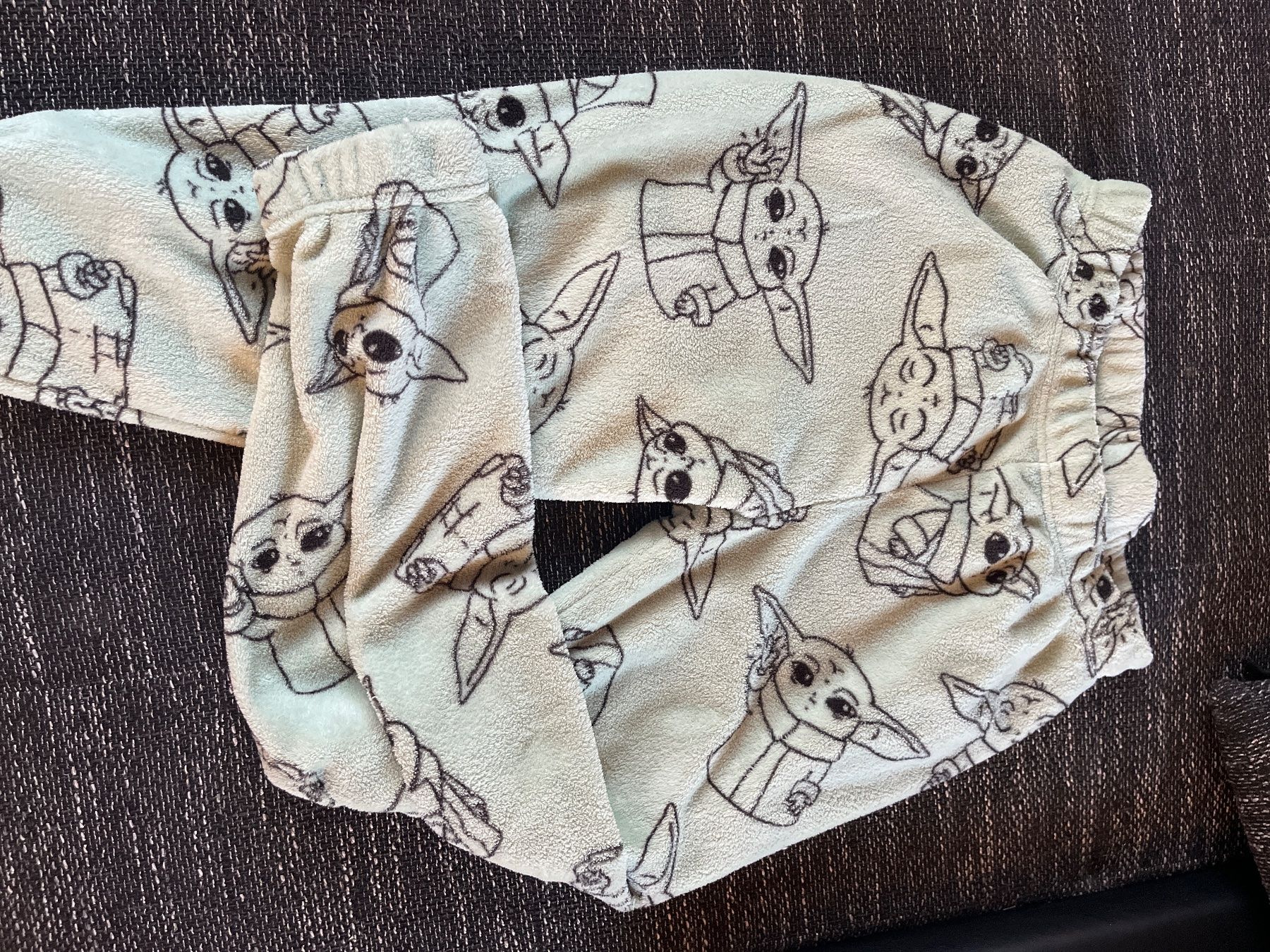 Pullover & Sweatshirts: Star Wars Pyjama flauschig – Neu (gemäss Beschreibung) aus Einsiedeln von sandramon 3
